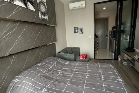 Studio in the Condo in Watthana, Bangkok, Thailand  № 159353 - photo 7