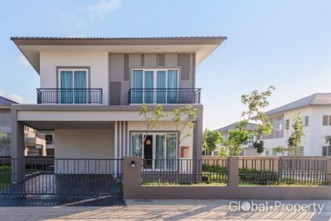 Maison à Rayong, Thaïlande 3 chambres № 135339 - photo 1