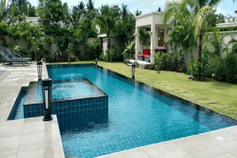 House in Pattaya, Thailand 3 bedrooms № 193163 - photo 3
