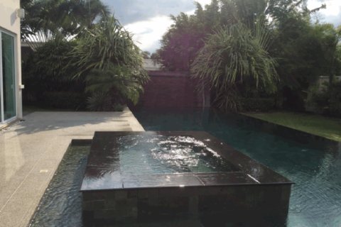 House in Pattaya, Thailand 3 bedrooms № 193160 - photo 5