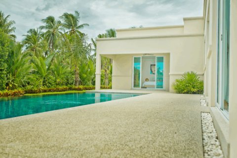 House in Pattaya, Thailand 3 bedrooms № 193161 - photo 3