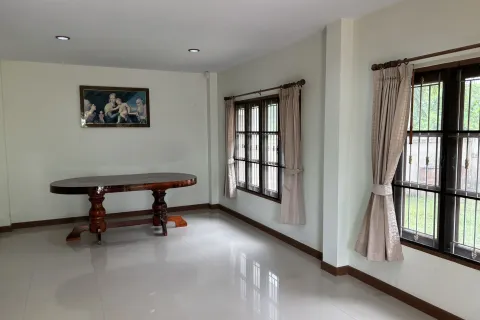 House in Rayong, Thailand 3 bedrooms № 170944 - photo 3