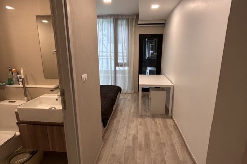 Кондоминиум с 2 спальнями в Пхракханонге, Бангкок, Таиланд № 170943 - фото 4