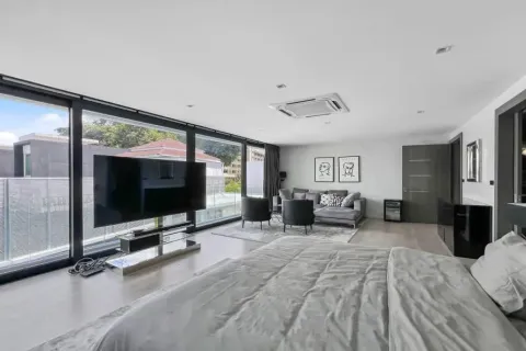 Maison à Pattaya, Thaïlande 5 chambres № 170946 - photo 11