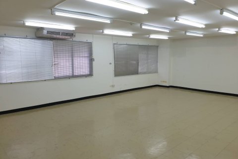 Office à Khlong San, Bangkok, Thaïlande № 170952 - photo 3