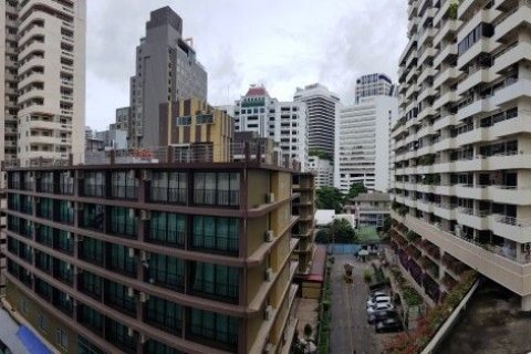 Studio in the Condo in Khlong Toei, Bangkok, Thailand  № 170950 - photo 17