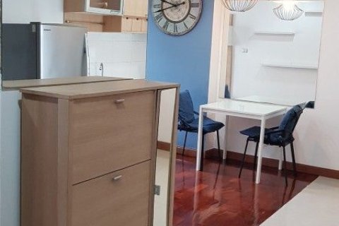 Studio in the Condo in Khlong Toei, Bangkok, Thailand  № 170950 - photo 7