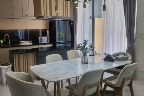 Villa in Phuket, Thailand 3 bedrooms № 170949 - photo 8