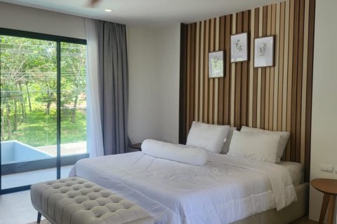 Villa in Phuket, Thailand 3 bedrooms № 170949 - photo 14