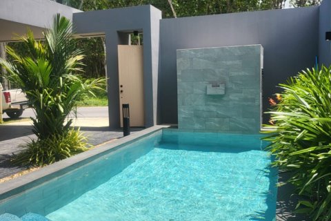 Villa in Phuket, Thailand 3 bedrooms № 170949 - photo 12