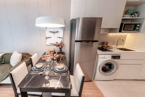 Condo à Bangkok, Thaïlande, 2 chambres  № 114323 - photo 1