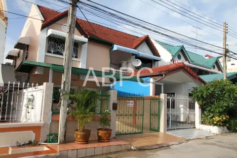 ทาวน์เฮาส์ในพัทยา, ประเทศไทย 2 ห้องนอน № 210609