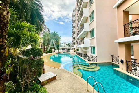 Condo on Jomtien Beach, Pattaya, Thailand, 1 bedroom  № 210611 - photo 1