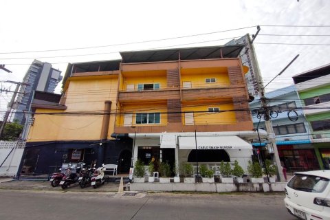 Дом в Кхонкэне, Таиланд с 9 спальнями  № 170733 - фото 3