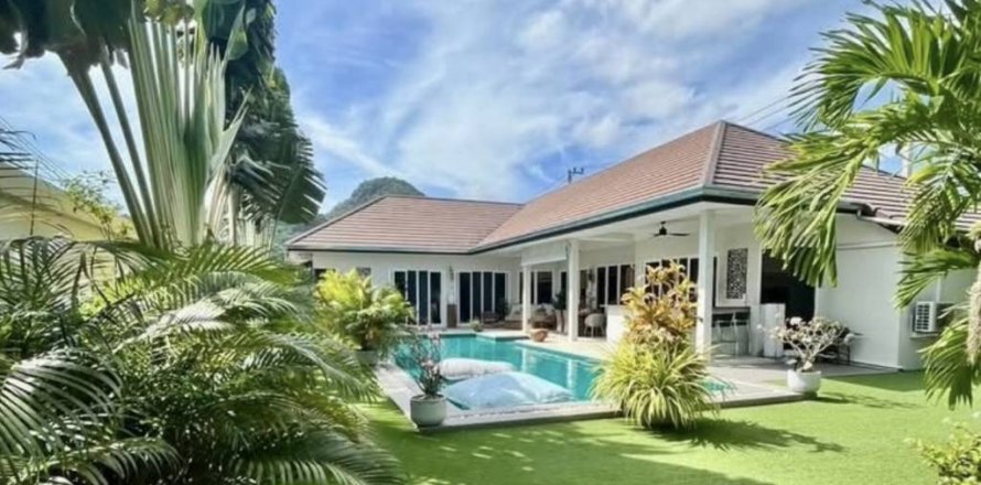 Villa à Hua Hin, Thaïlande 3 chambres № 116841