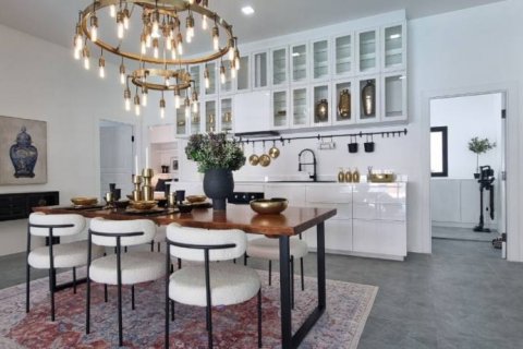 Villa in Pattaya, Thailand 5 bedrooms № 116842 - photo 4