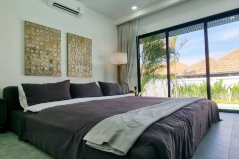 Villa in Pattaya, Thailand 5 bedrooms № 116842 - photo 9