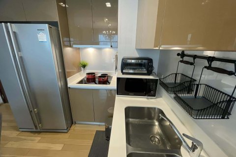 Condo in Khlong Toei, Bangkok, Thailand, 2 bedrooms  № 160494 - photo 13