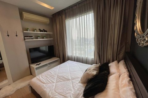 Condo in Khlong Toei, Bangkok, Thailand, 2 bedrooms  № 160494 - photo 14