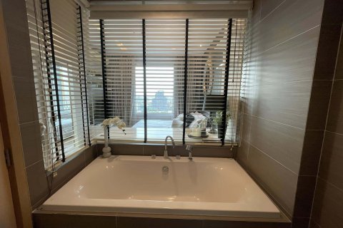 Condo in Khlong Toei, Bangkok, Thailand, 2 bedrooms  № 160494 - photo 9