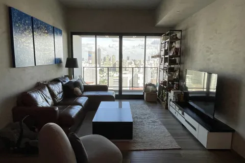 Кондоминиум с 2 спальнями в Ваттхане, Бангкок, Таиланд № 160499 - фото 1