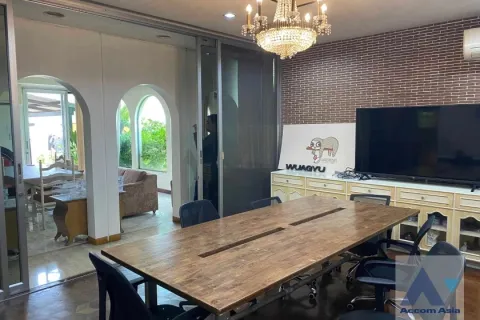 Haus in Watthana, Bangkok, Thailand 4 Schlafzimmer № 216429 - Foto 2