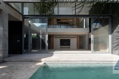 Haus in Watthana, Bangkok, Thailand 5 Schlafzimmer № 216427 - Foto 2
