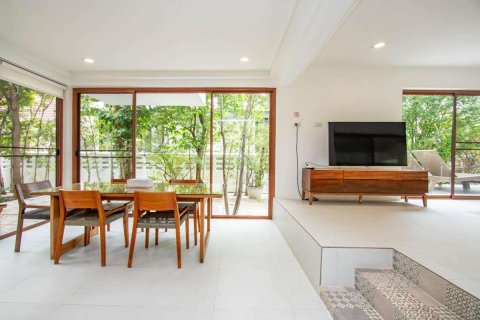 House in Chiang Mai, Thailand 3 bedrooms № 176673 - photo 2