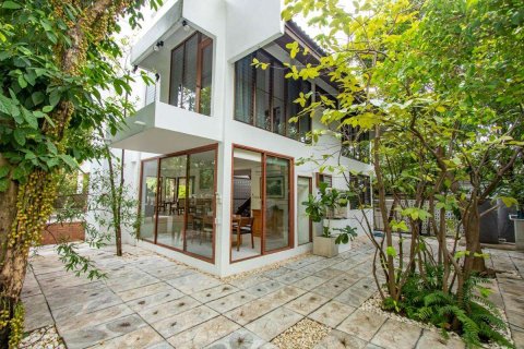 House in Chiang Mai, Thailand 3 bedrooms № 176673 - photo 10