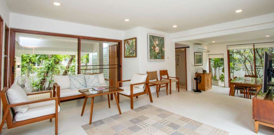 House in Chiang Mai, Thailand 3 bedrooms № 176673