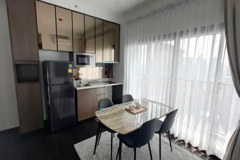 Condo à Watthana, Bangkok, Thaïlande, 2 chambres № 153499 - photo 2