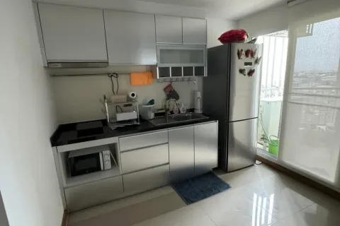 Condo in Huai Khwang, Bangkok, Thailand, 2 bedrooms  № 153501 - photo 2
