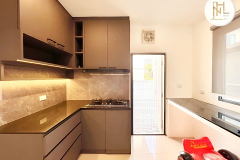 Maison à Nonthaburi, Thaïlande 4 chambres № 147336 - photo 9