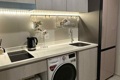 Студия в кондо в Патхум Ване, Бангкок, Таиланд № 147332 - фото 4