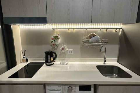 Студия в кондо в Патхум Ване, Бангкок, Таиланд № 147332 - фото 5