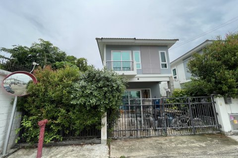 House in Phuket, Thailand 3 bedrooms № 139292 - photo 1