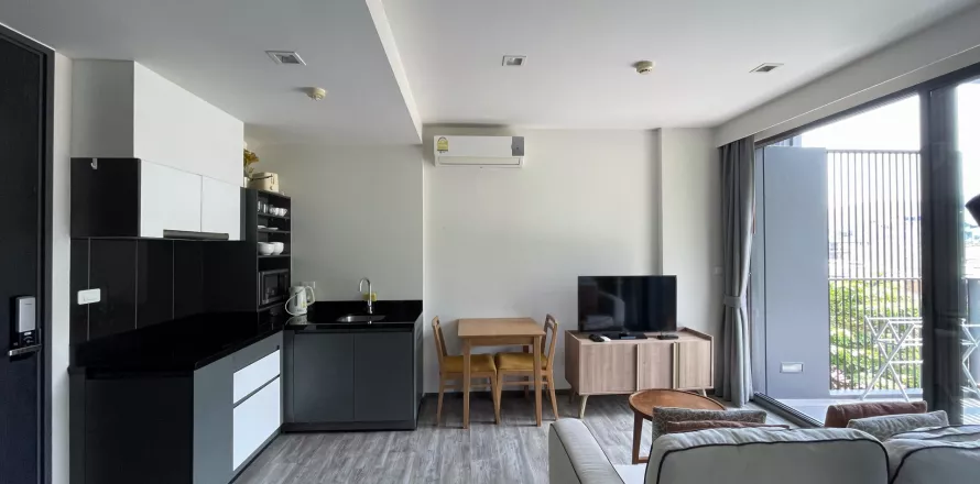 Studio in the Condo in Kathu, Thailand № 139296