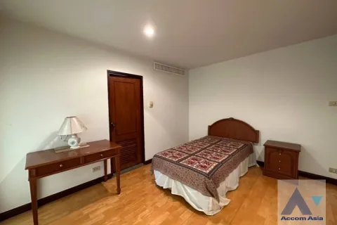 Condo in Yan Nawa, Bangkok, Thailand, 3 bedrooms № 215593 - photo 9