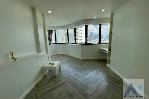 Condo in Khlong Toei, Bangkok, Thailand, 3 bedrooms  № 215594 - photo 9