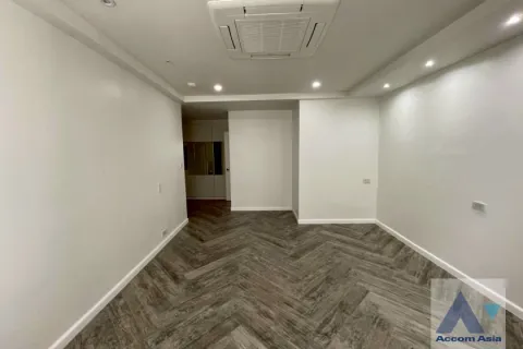 Condo in Khlong Toei, Bangkok, Thailand, 3 bedrooms  № 215594 - photo 7