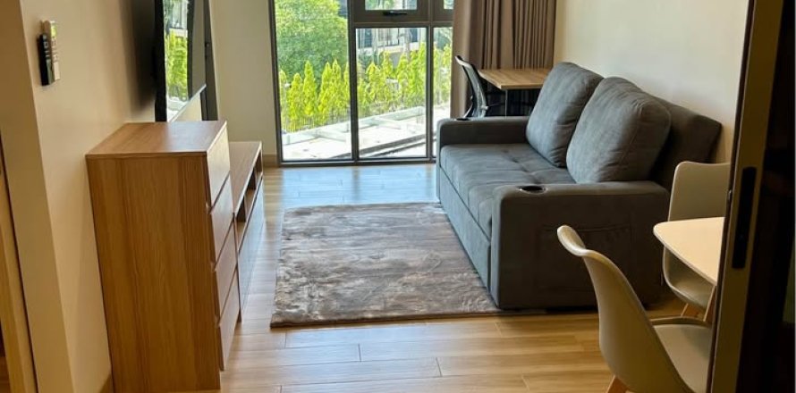 Apartment in Pattaya, Thailand 2 rooms № 198808