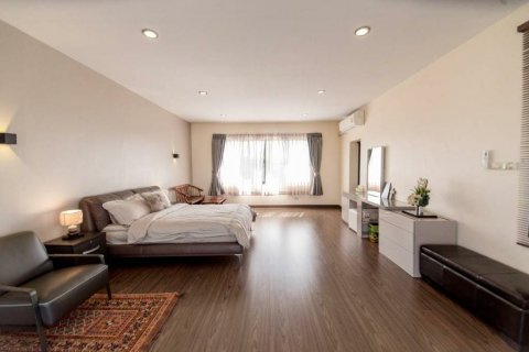 House in Chiang Mai, Thailand 5 bedrooms № 121831 - photo 16