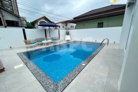 Maison sur Jomtien Beach, Pattaya, Thaïlande 4 chambres № 211912