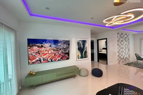 Casa de 4 dormitorios en Jomtien Beach, Pattaya, Tailandia № 211912 - foto 4