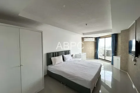 Condominio de 2 dormitorios en Jomtien Beach, Pattaya, Tailandia № 211915 - foto 2