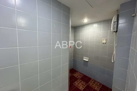 Condominio de 2 dormitorios en Jomtien Beach, Pattaya, Tailandia № 211915 - foto 9