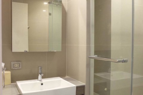 Кондоминиум с 1 спальней в Дин Даенге, Бангкок, Таиланд № 134687 - фото 8