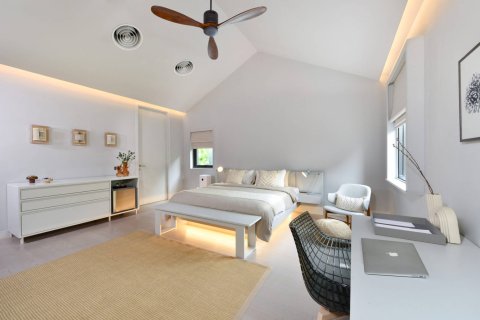 House in Bangkok, Thailand 6 bedrooms № 209673 - photo 19