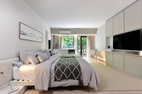 House in Bangkok, Thailand 6 bedrooms № 209673 - photo 23
