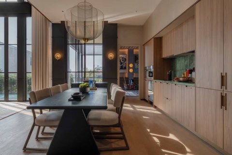 House in Bangkok, Thailand 4 bedrooms № 209676 - photo 5